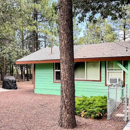 Pet-Friendly Lakeside Cottage With Grill And Fire Pit! Pinetop-Lakeside Exterior photo